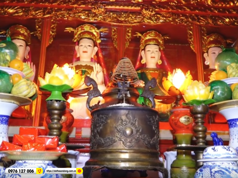 tu phu chau ba 1