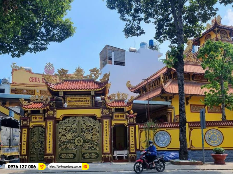 hoan thien khong gian noi that chua khuong viet tai tan binh tphcm 5