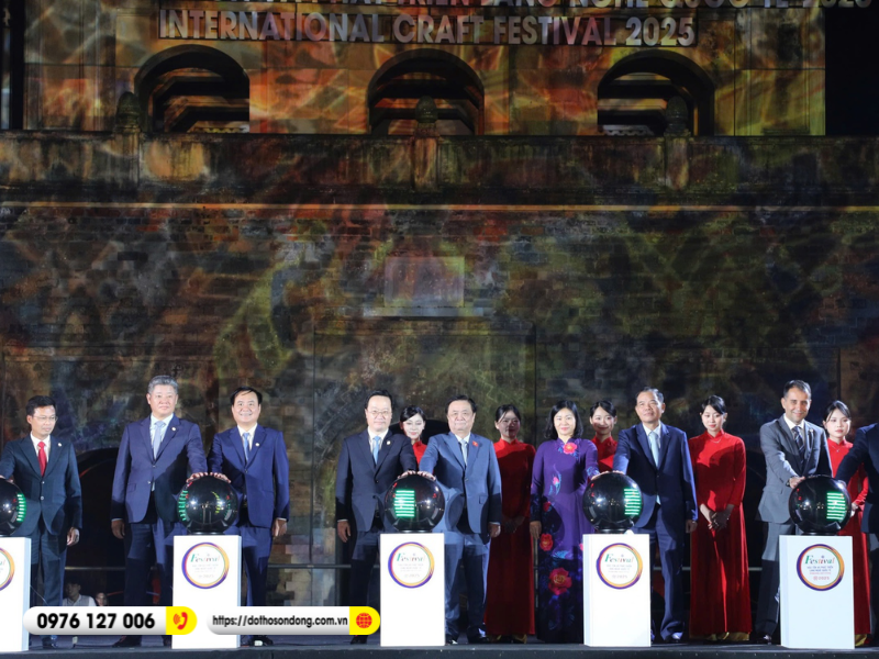 gian hang lang nghe son dong tai festival lang nghe quoc te 3