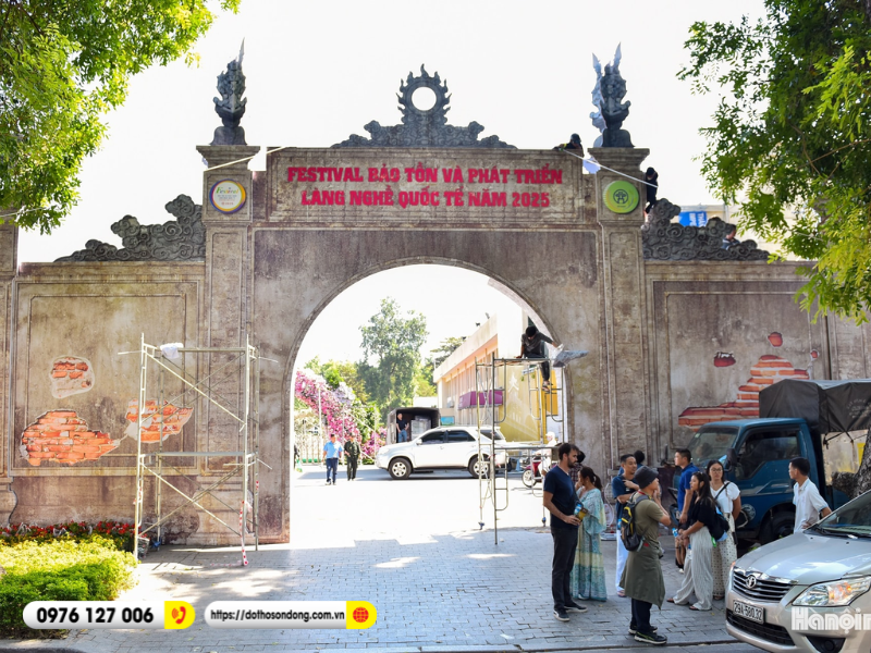 gian hang lang nghe son dong tai festival lang nghe quoc te 2