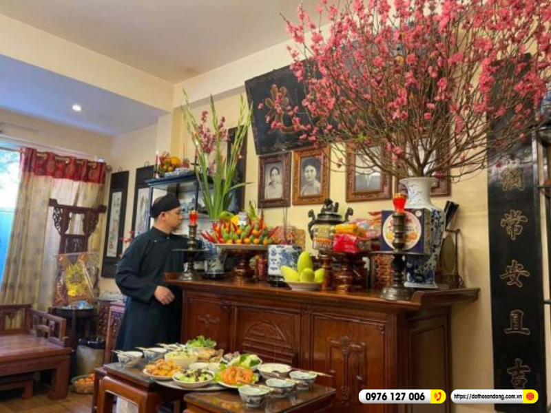 van khan tat nien cuoi nam 4