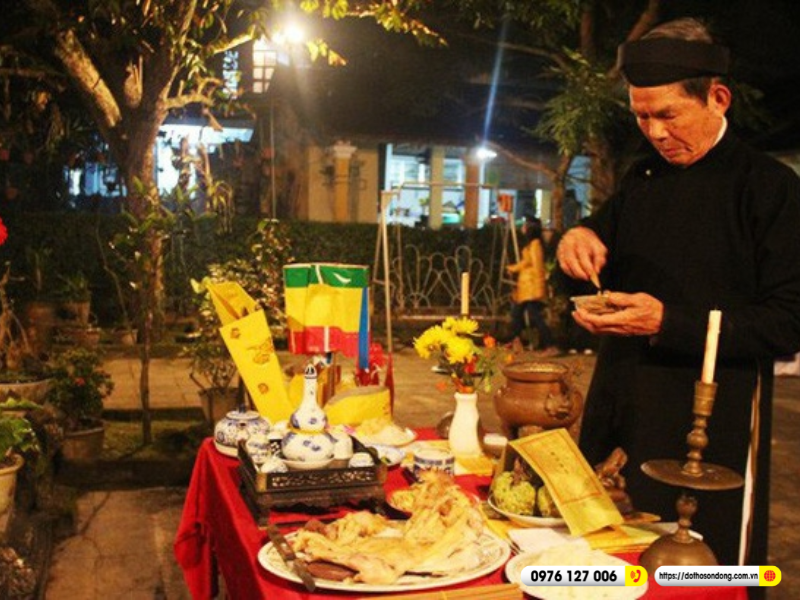 van khan tat nien ngoai troi 2